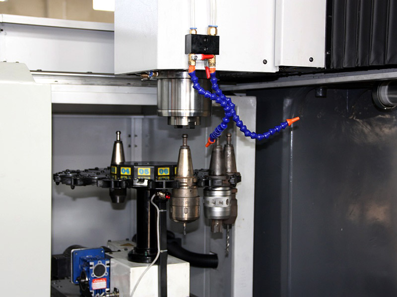 雕銑機要不要刀庫？相關(guān)要求！