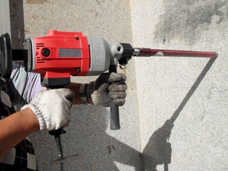 鉆孔機(jī)的鉆頭怎么下?種類要分清楚